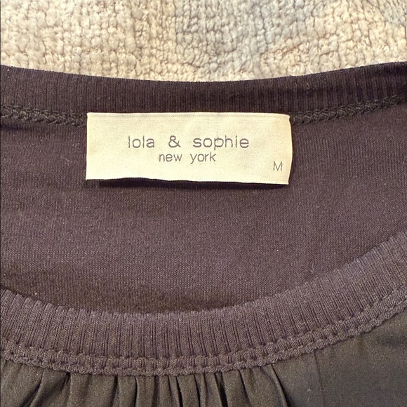 Lola & Sophie Elegant Black long sleeve Women's Top size medium - Picture 3 of 4